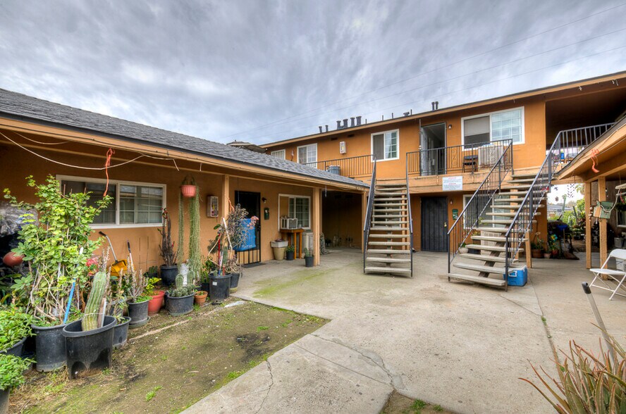 More Photos Of 1275 N 8th St, Fresno Apartments For Sale