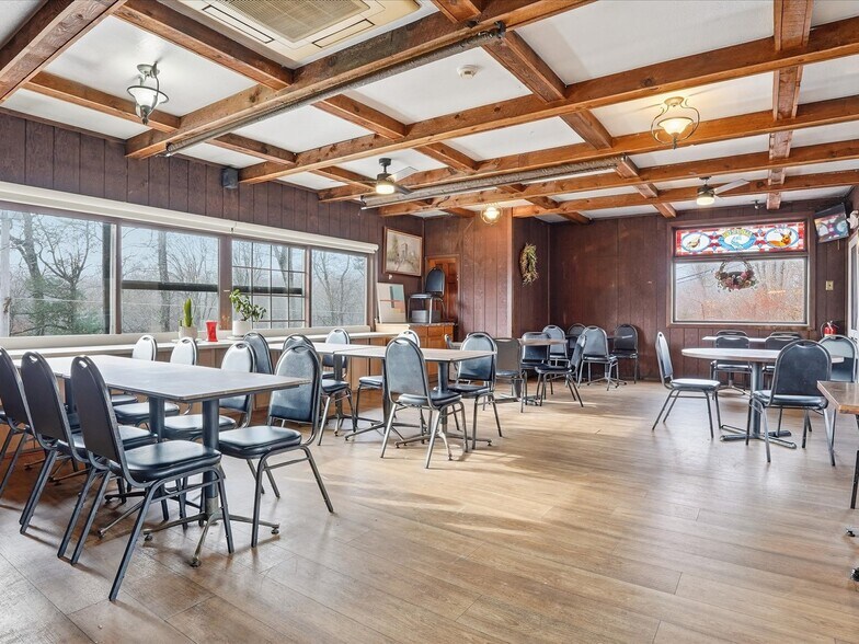 More Photos Of 1874 Route 611, Mount Pocono Restaurant For Sale