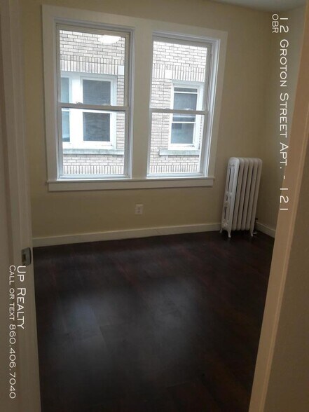 More Photos Of 12-16 Groton St, Hartford Apartments For Sale