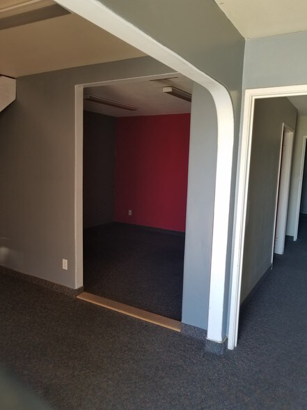 More Photos Of 336 S Waterman Ave, San Bernardino Warehouse For Lease