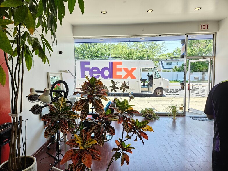 More Photos Of 1079-1083 Willis Ave, Albertson Storefront For Lease