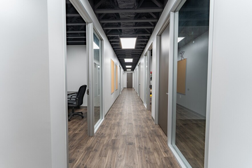 More Photos Of 13462 FM 529 Rd, Houston Light Distribution For Sale