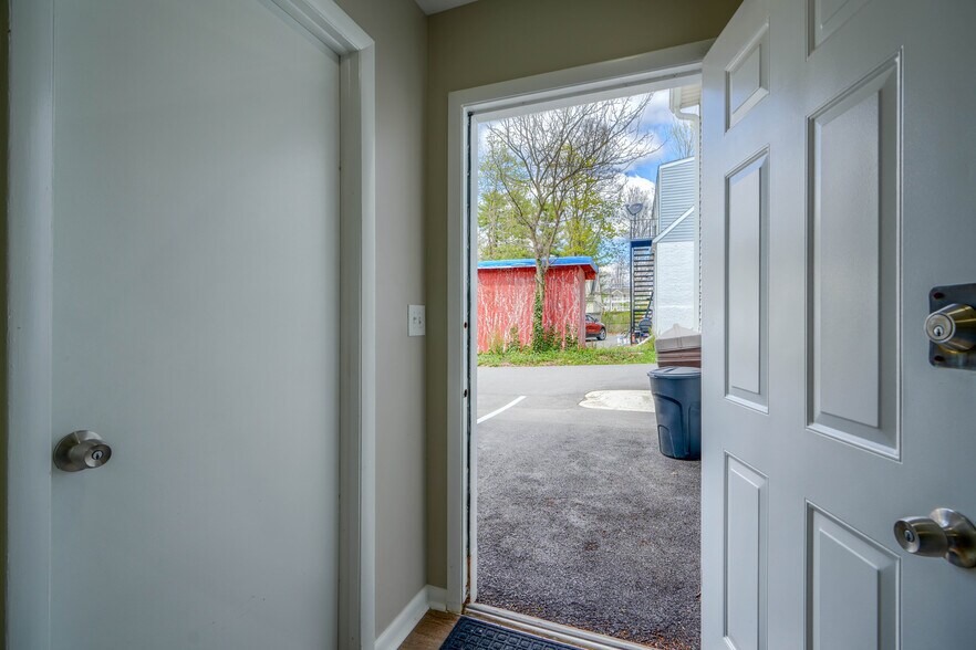 More Photos Of 716 S Main St, Bel Air Office Residential For Sale