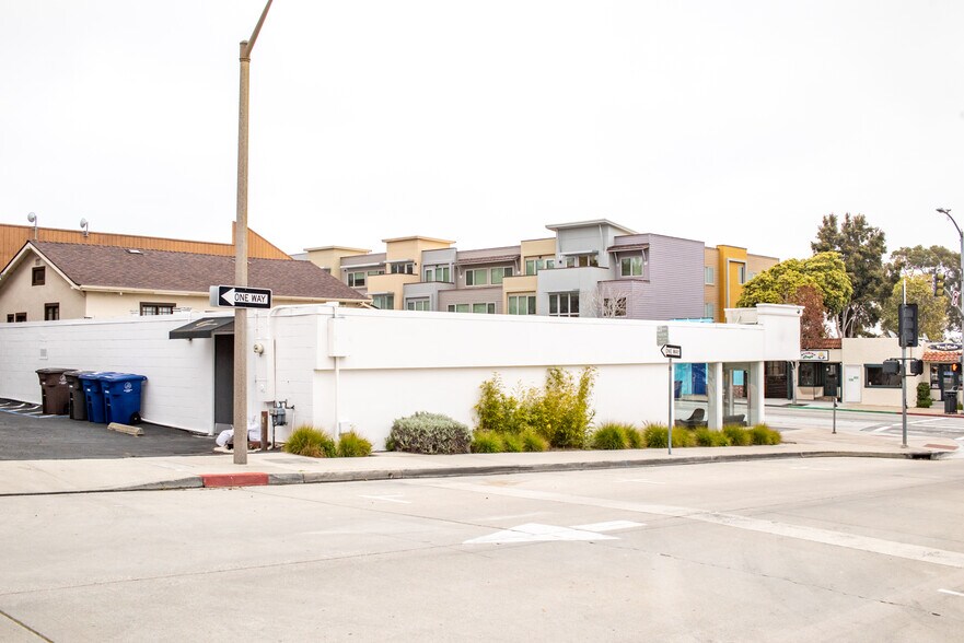 More Photos Of 201 Lighthouse Ave, Monterey Freestanding For Lease