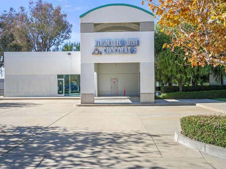 More Photos Of 400 E Arrow Hwy, San Dimas Office For Sale