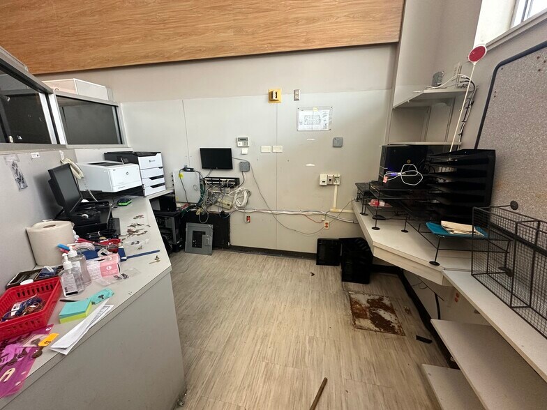 More Photos Of 265 N Union St, Olean Drugstore For Lease