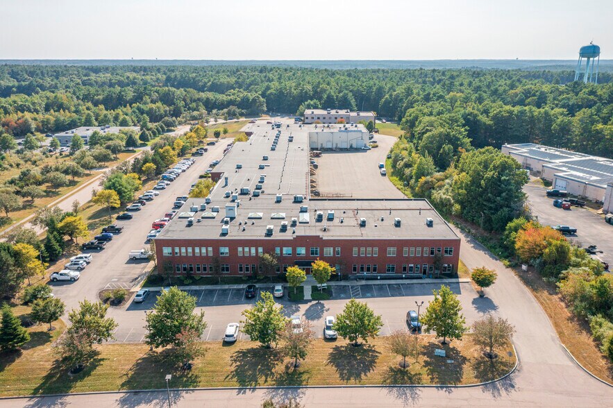 More Photos Of 42 Winter St, Pembroke Light Distribution For Lease