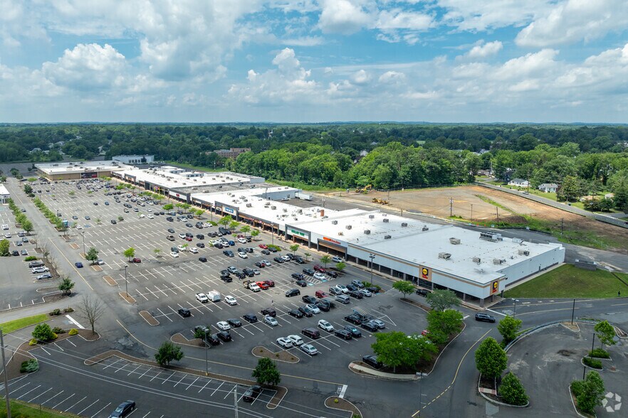 More Photos Of 2495 Brunswick Pike, Lawrence Township Cumberland Storefront For Lease