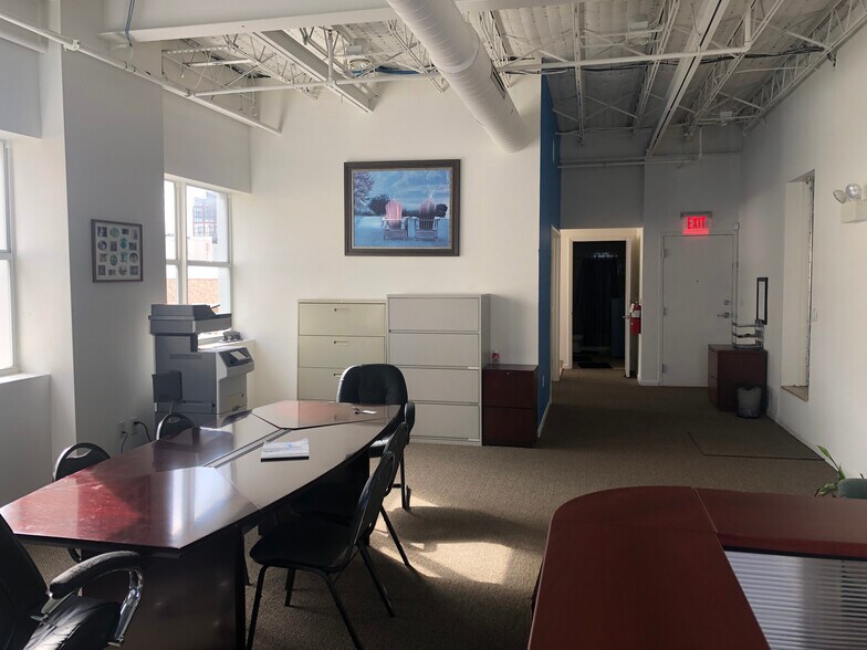 More Photos Of 225 Clematis St, West Palm Beach Loft Creative Space For Lease