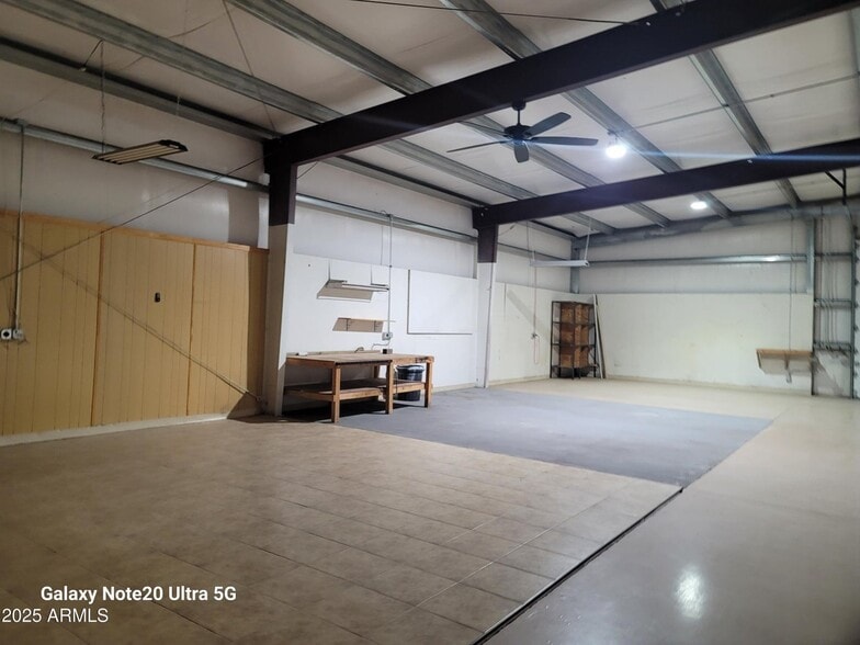 More Photos Of 8282 W Sandy Ln, Arizona City Warehouse For Sale