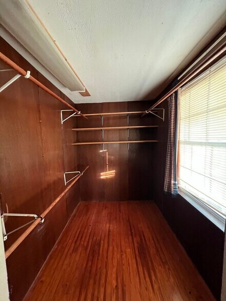 More Photos Of 3103 Wood Haven St, Paragould Office For Sale