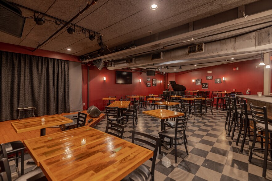More Photos Of 743 Haywood Rd, Asheville Restaurant For Sale
