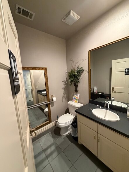 More Photos Of 4645 Tinker Diagonal St, Oklahoma City Loft Creative Space For Sale