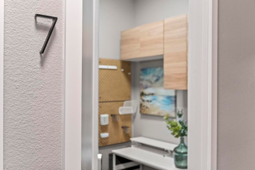 More Photos Of 4869 Palm Coast Pky NW, Palm Coast Office For Lease
