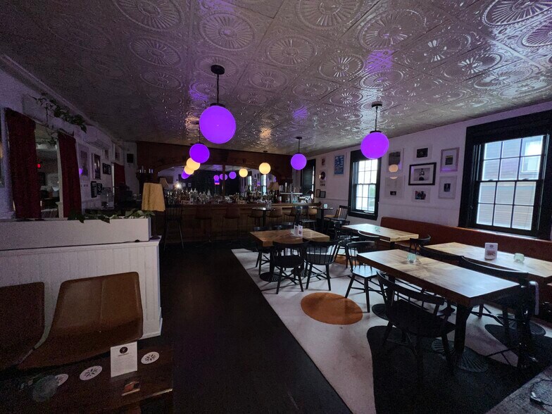 More Photos Of 28 Market St, Warren Theater Concert Hall For Lease