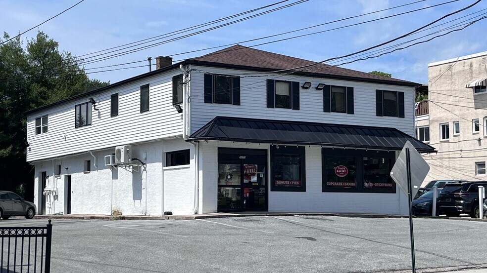 More Photos Of 1020 Lincoln Ave, Prospect Park Storefront Retail Residential For Sale