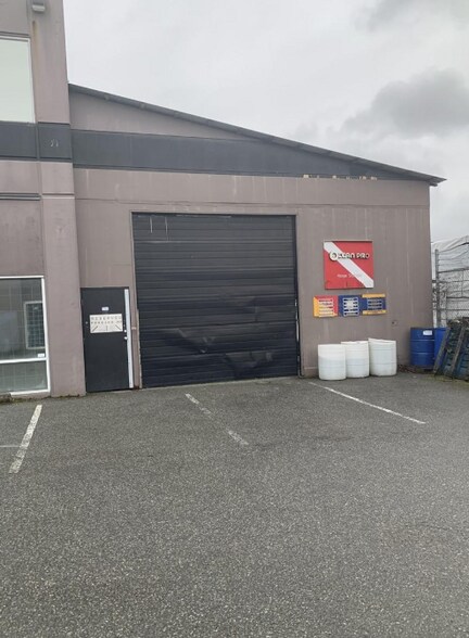 More Photos Of 9706 188th St, Surrey Light Distribution For Sale