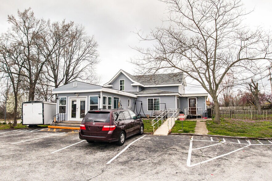 More Photos Of 10770 E State Highway 76, Branson West Hotel For Sale