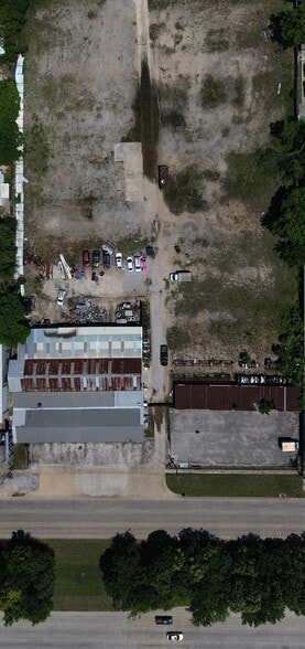 More Photos Of 6310 N Shepherd Dr, Houston Auto Salvage Facility For Sale