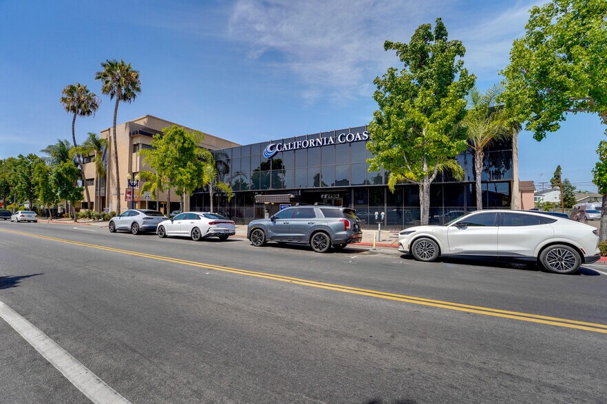 More Photos Of 4470 Park Blvd, San Diego Office For Sale