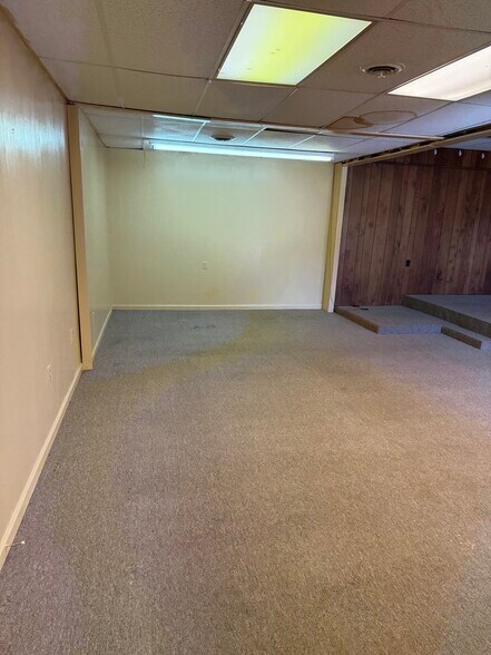 More Photos Of 4301 Appleton Ave NW, Roanoke Office For Lease