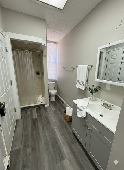 More Photos Of 229 N Sandusky St, Delaware Apartments For Sale