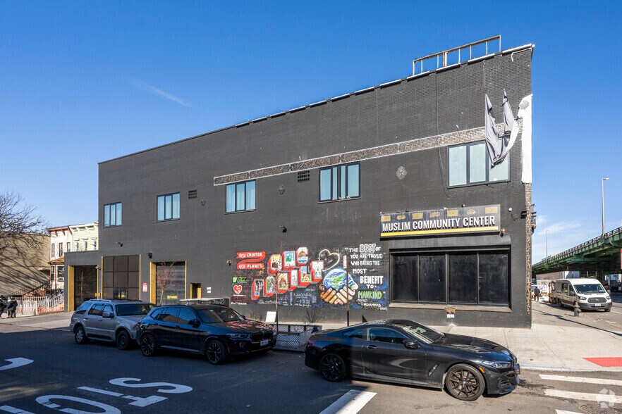 More Photos Of 5320 3rd Ave, Brooklyn Warehouse For Lease