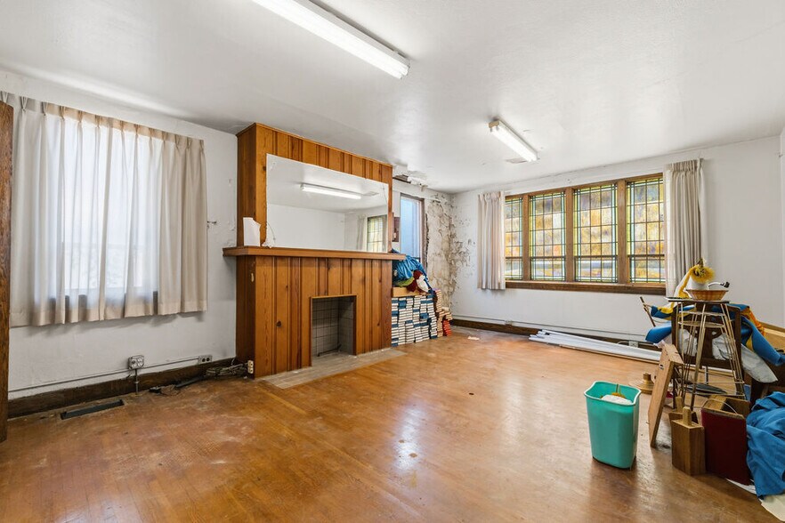 More Photos Of 350 E Tulane Rd, Columbus Religious Facility For Sale