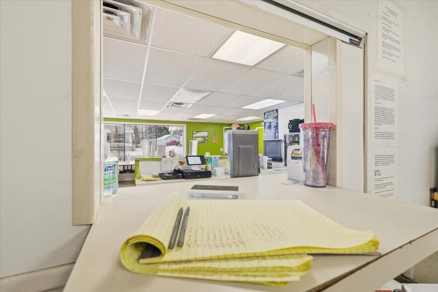 More Photos Of 547 E Main St, Ashland Restaurant For Sale