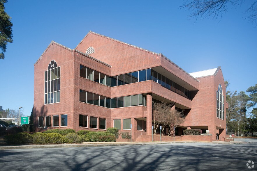 Primary Photo Of 1605 Chantilly Dr NE, Atlanta Medical For Lease