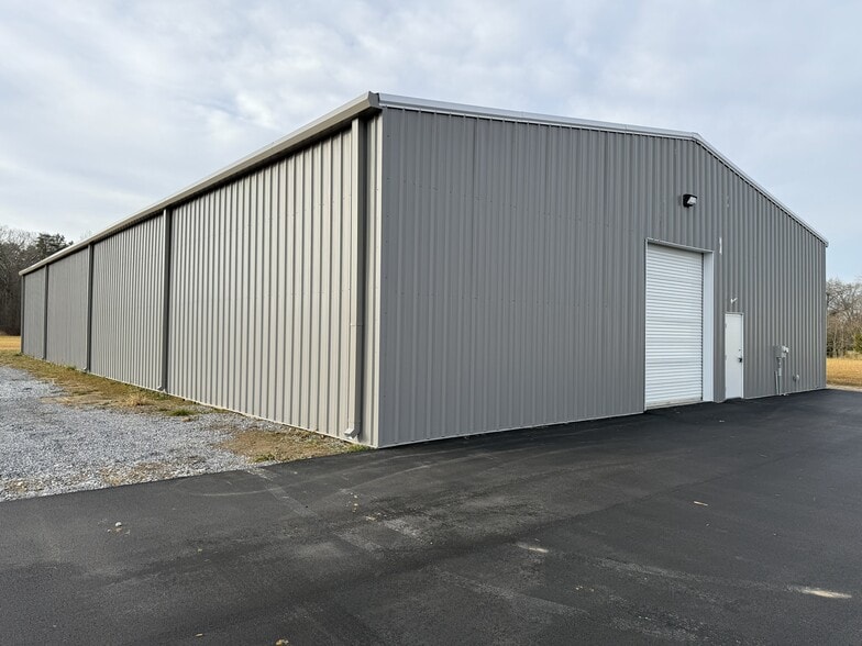 More Photos Of 1345 Potter Town Rd, Midway Industrial For Sale