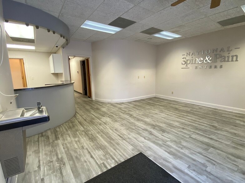 More Photos Of 918 Rolling Acres Rd, Lady Lake Medical For Lease