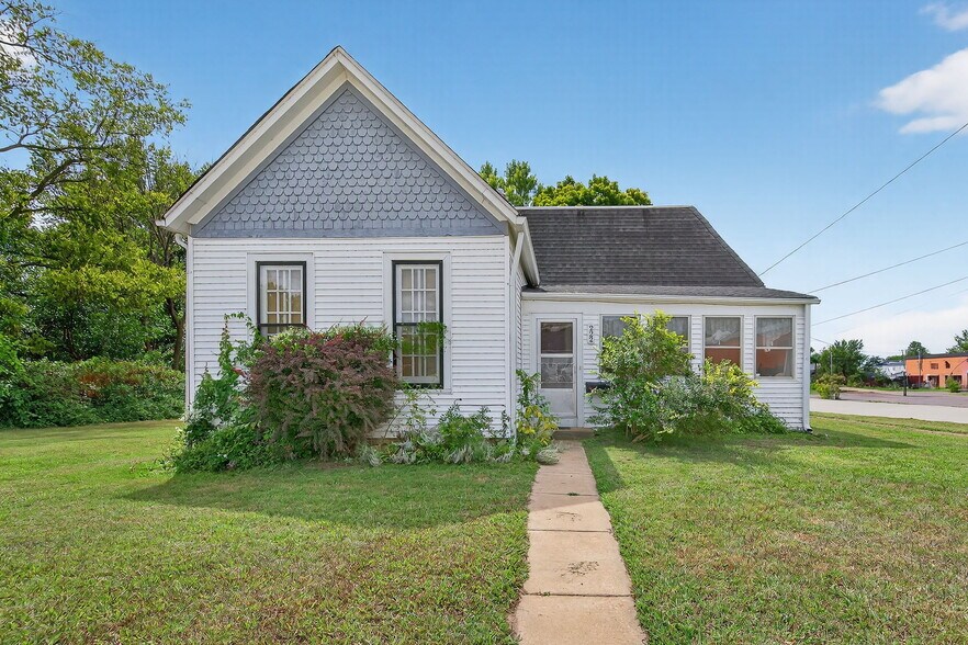 Primary Photo Of 222 W Saint Louis St, Pacific Office For Sale