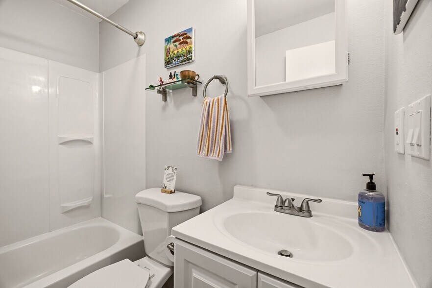 More Photos Of 1830 W Maxwell Ave, Spokane Multifamily For Sale