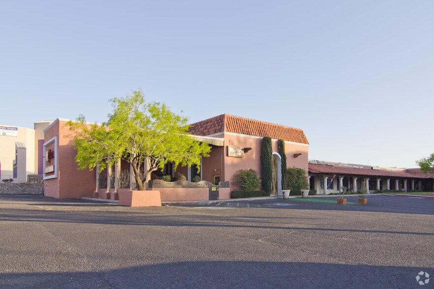 More Photos Of 5411 N Mesa St, El Paso Unknown For Lease