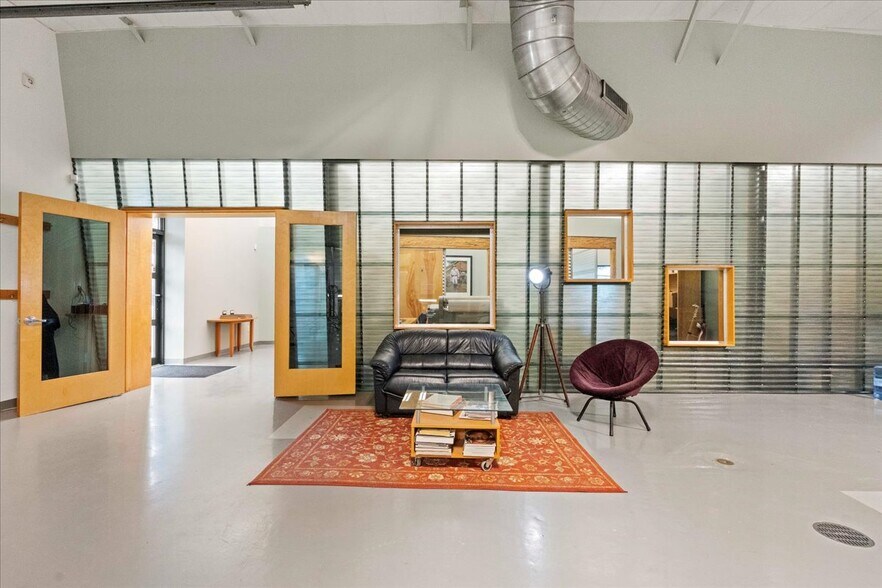More Photos Of 1225 Greenway Cross, Madison Flex For Sale