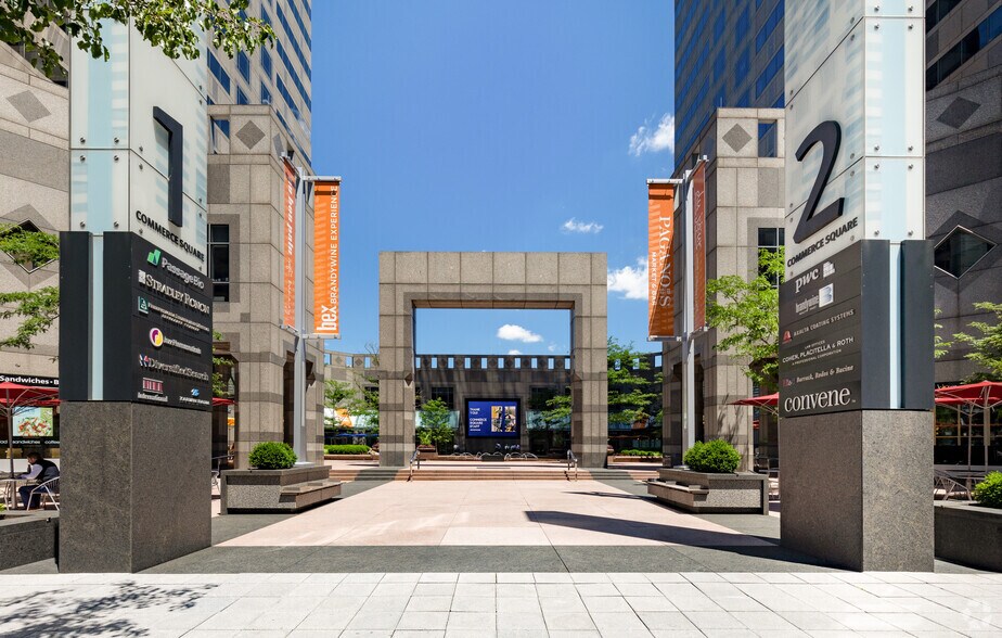 More Photos Of 2005 Market St, Philadelphia Office For Lease