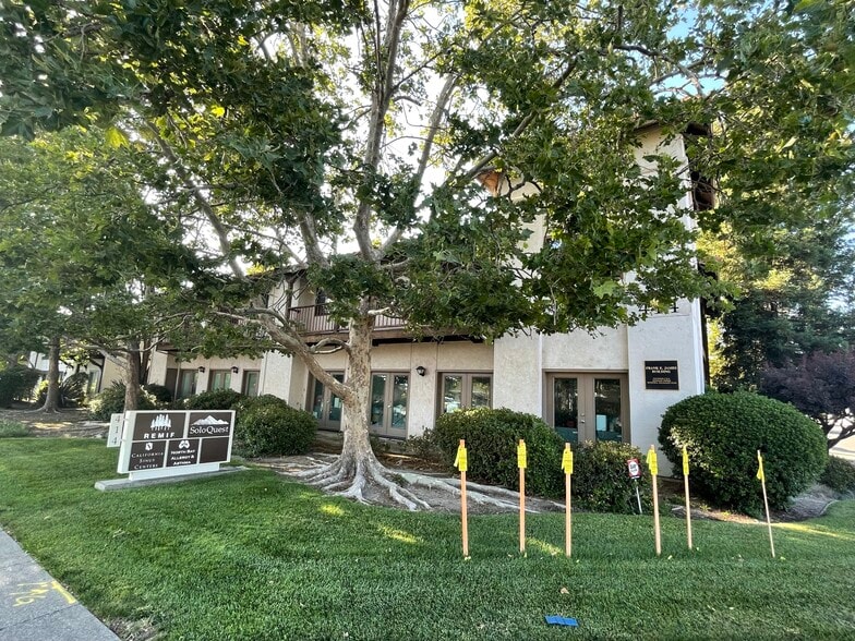 More Photos Of 414 W Napa St, Sonoma Office For Lease