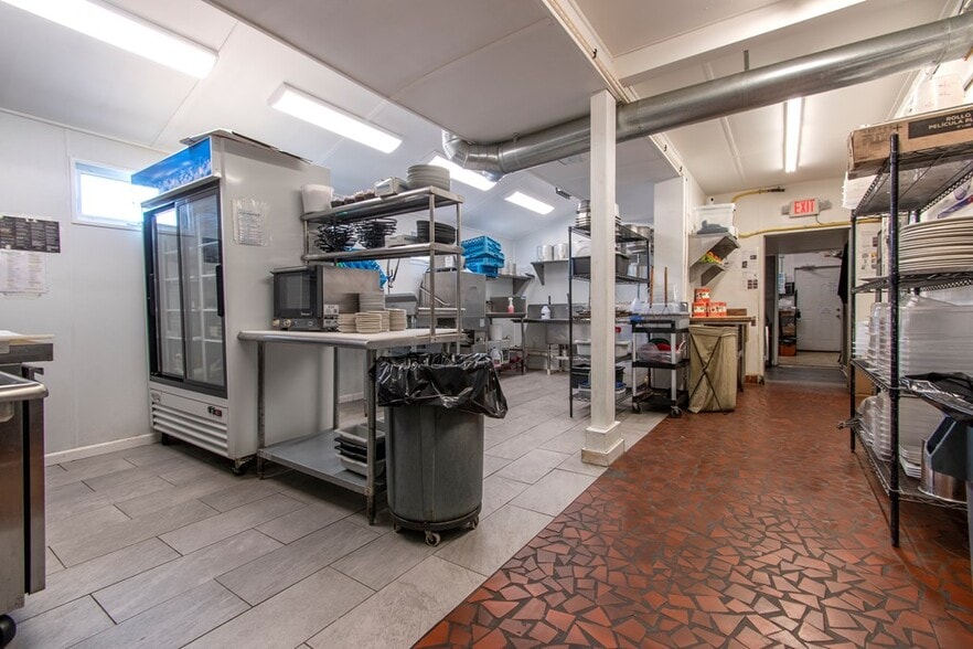 More Photos Of 269 Valley River Ave, Murphy General Retail For Sale