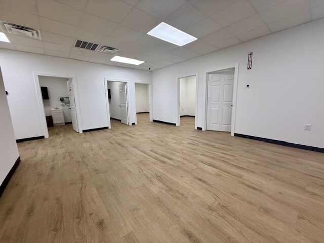 More Photos Of 12971 Westheimer Rd, Houston Freestanding For Lease