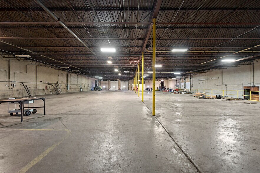 More Photos Of 700 W Michigan Blvd, Michigan City Warehouse For Sale