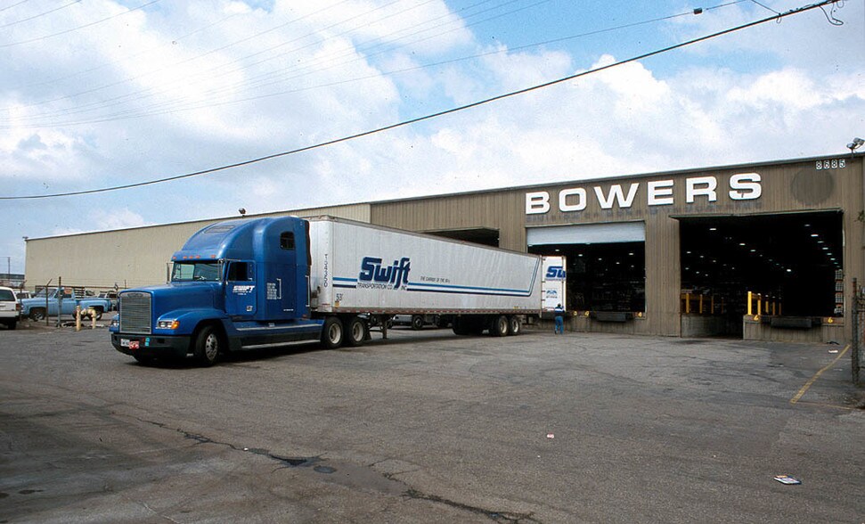 More Photos Of 8685 Bowers Ave, South Gate Warehouse For Sale