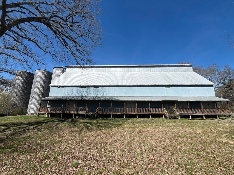 More Photos Of 20018 Halifax Rd, Carson Warehouse For Sale