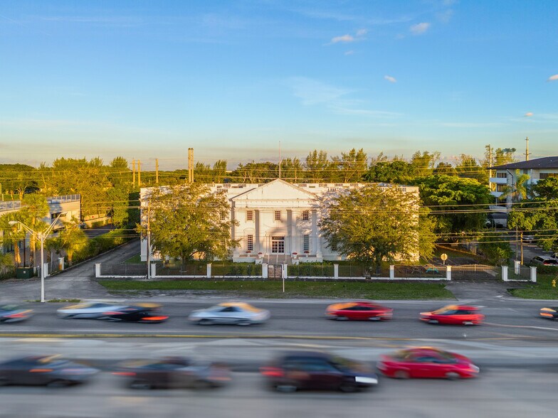 More Photos Of 15165 NW 77th Ave, Miami Lakes Medical For Lease