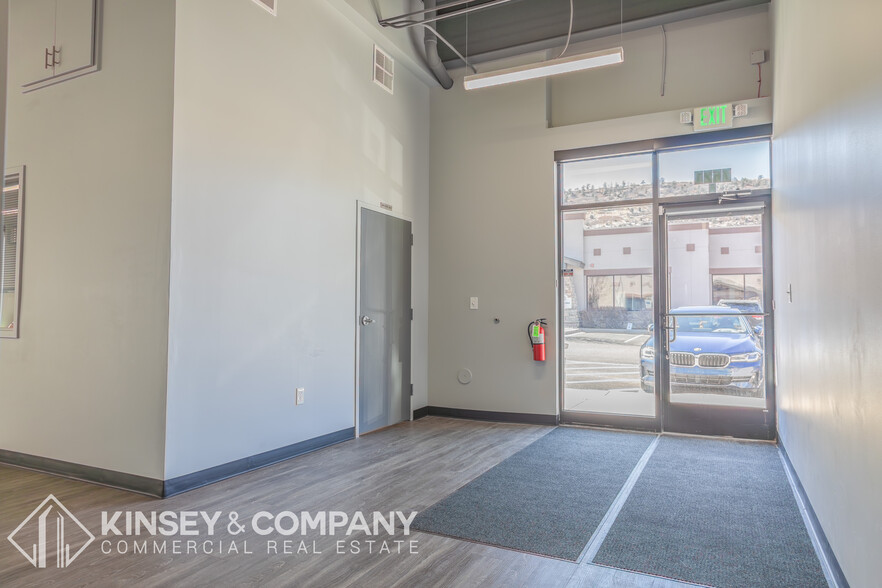 More Photos Of 7621 Shaffer Pky, Littleton Office For Sale