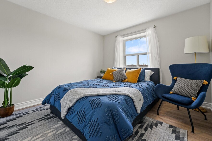 More Photos Of 143 Main St, Dartmouth Apartments For Sale