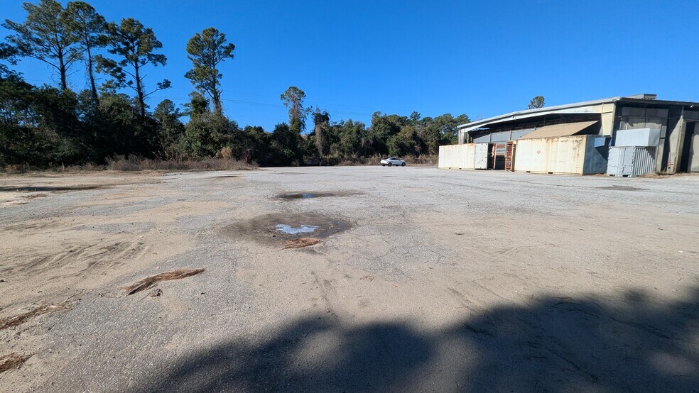 More Photos Of 112 N College Rd, Wilmington Warehouse For Sale