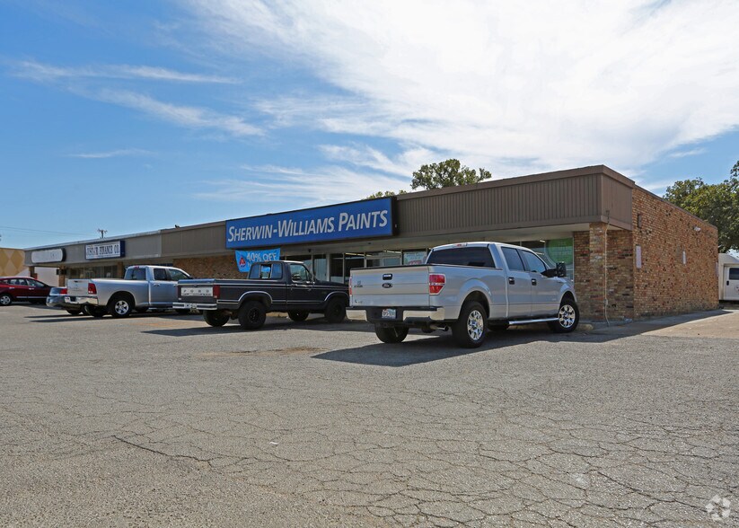 Primary Photo Of 5020-5026 E Lancaster Ave, Fort Worth Freestanding For Lease