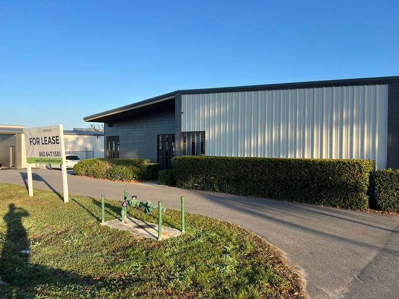 More Photos Of 503 W Brannen Rd, Lakeland Warehouse For Lease