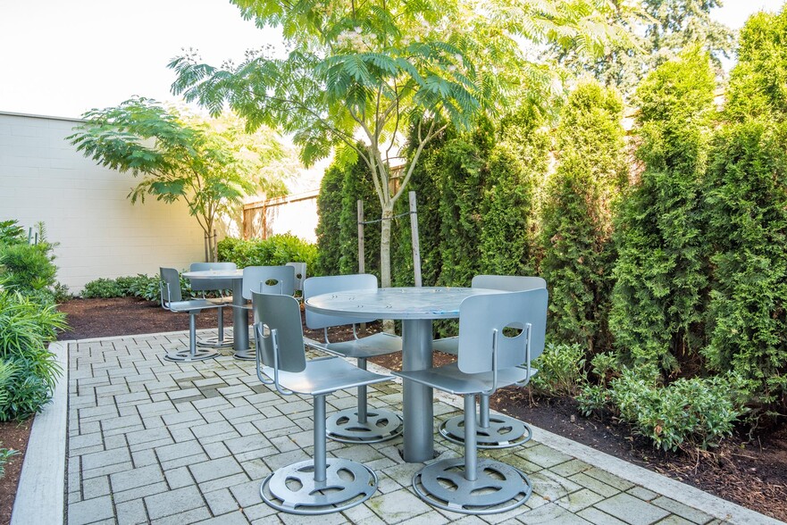 More Photos Of 4419-4439 NE Fremont St, Portland Apartments For Sale